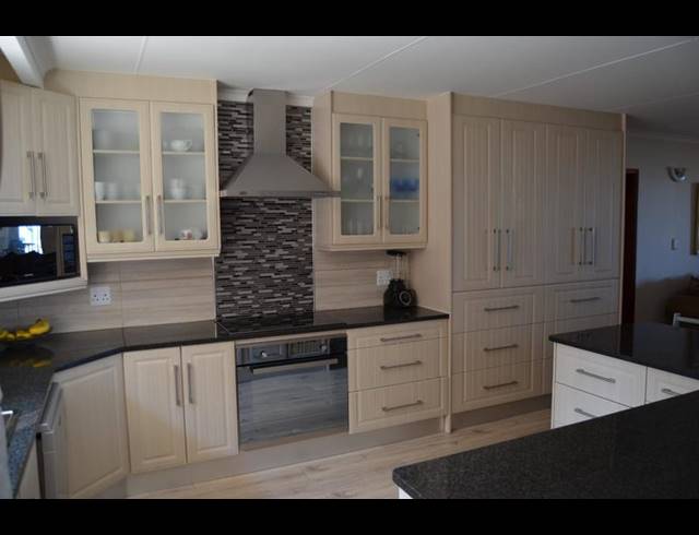 4 BEDROOM HOUSE FOR SALE IN MENKENKOP